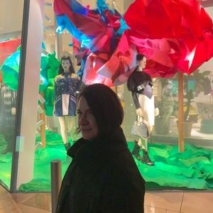 Meet your Posher, Danielle